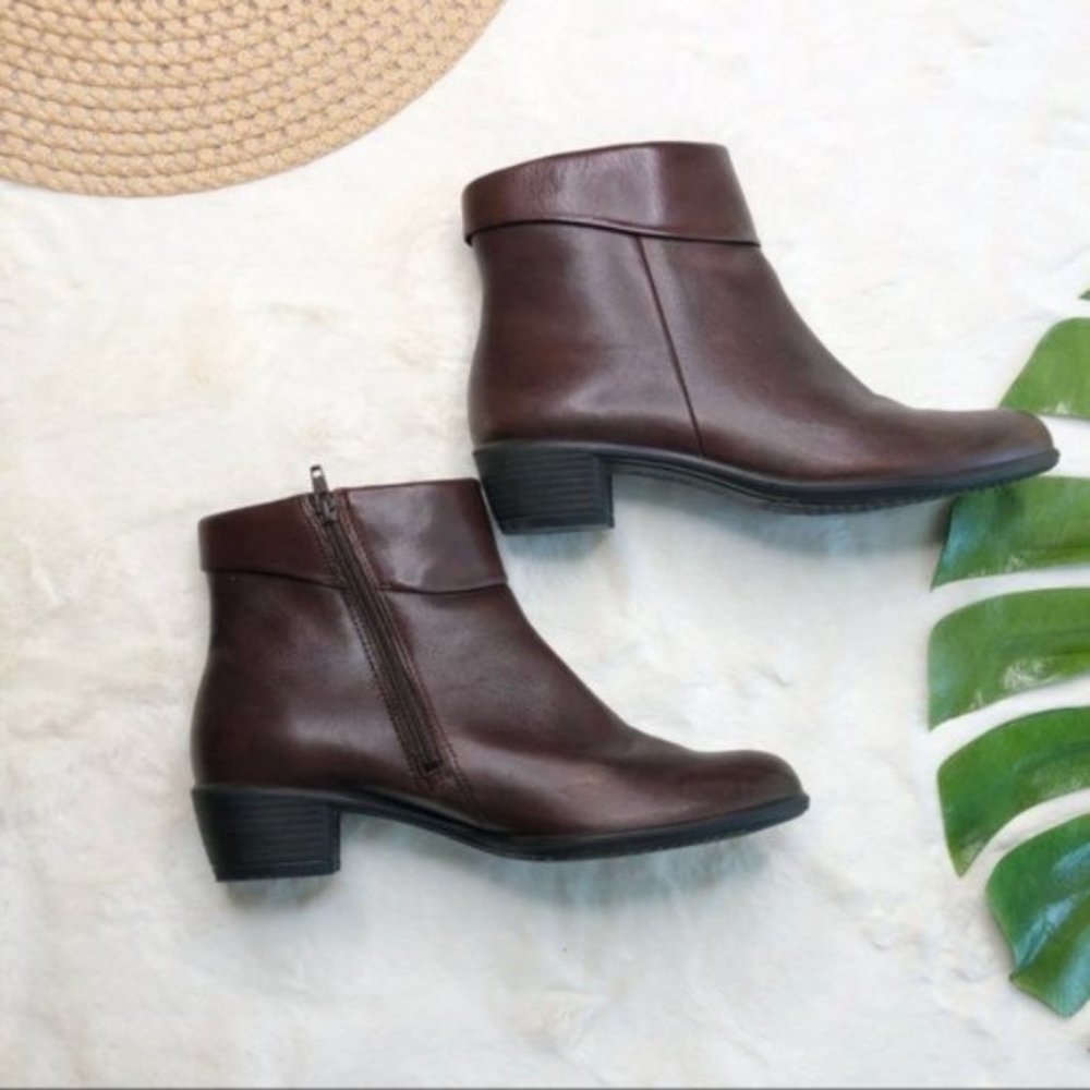 Ecco Brown Ankle Bootie